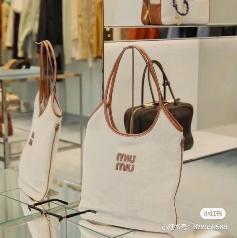 Miu Miu Tote Bags